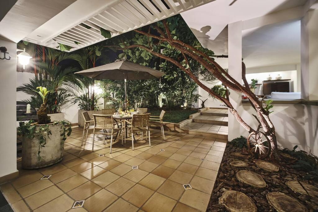 Palms retreat
