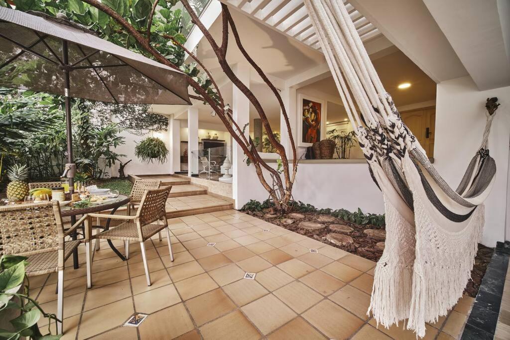 Palms retreat