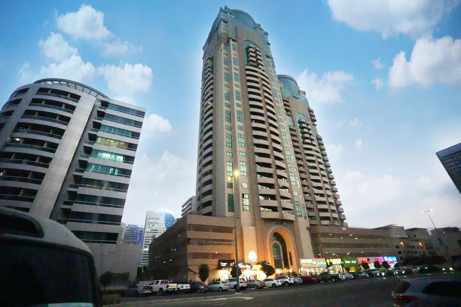 Vista Partition Room in Tecom Near Internet City Metro