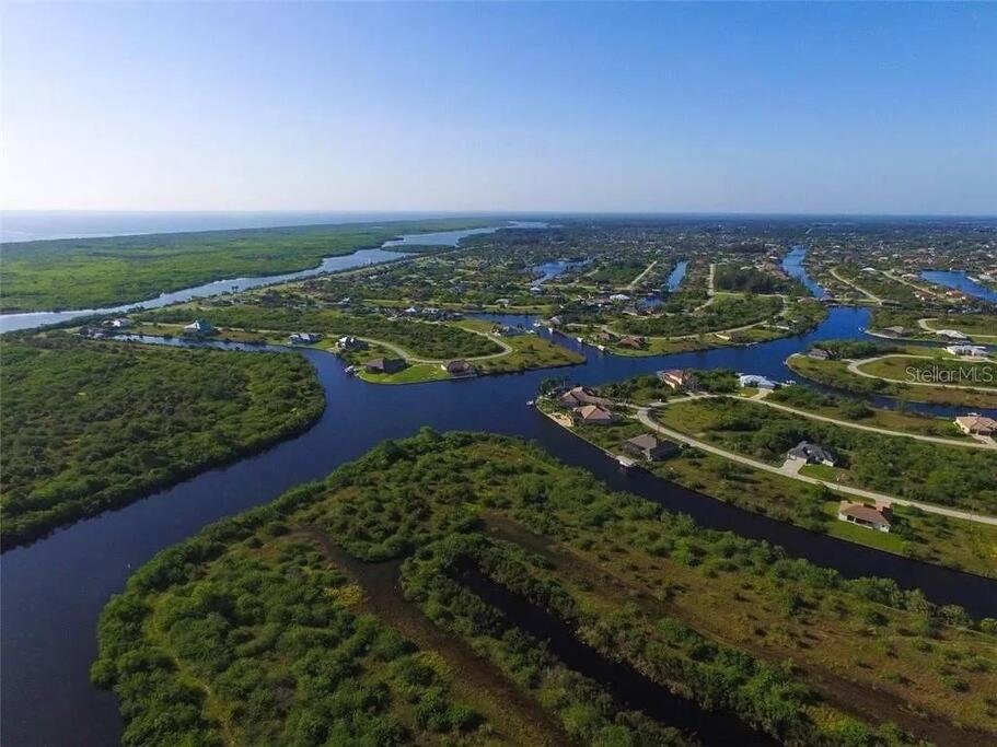 Exclusive Home 4Bed 3 baths view 3