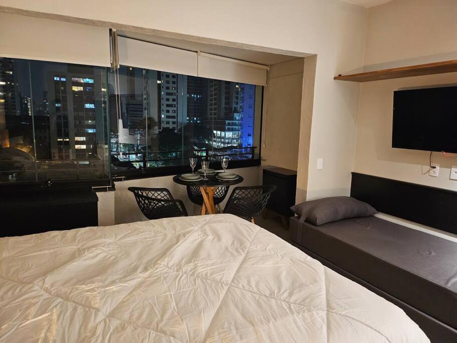 Studio moderno e aconchegante para até 4 pessoas