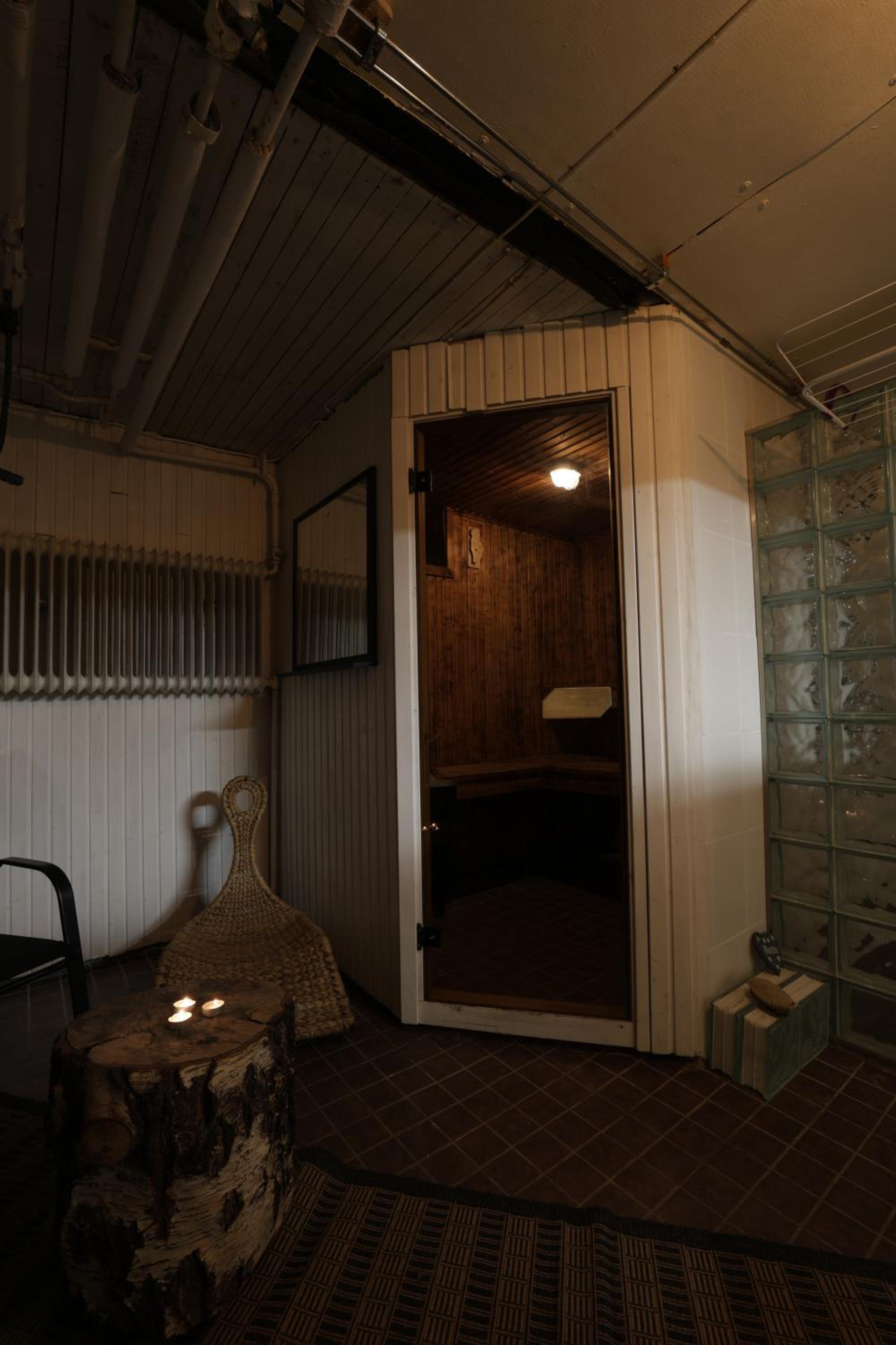 Photo 11