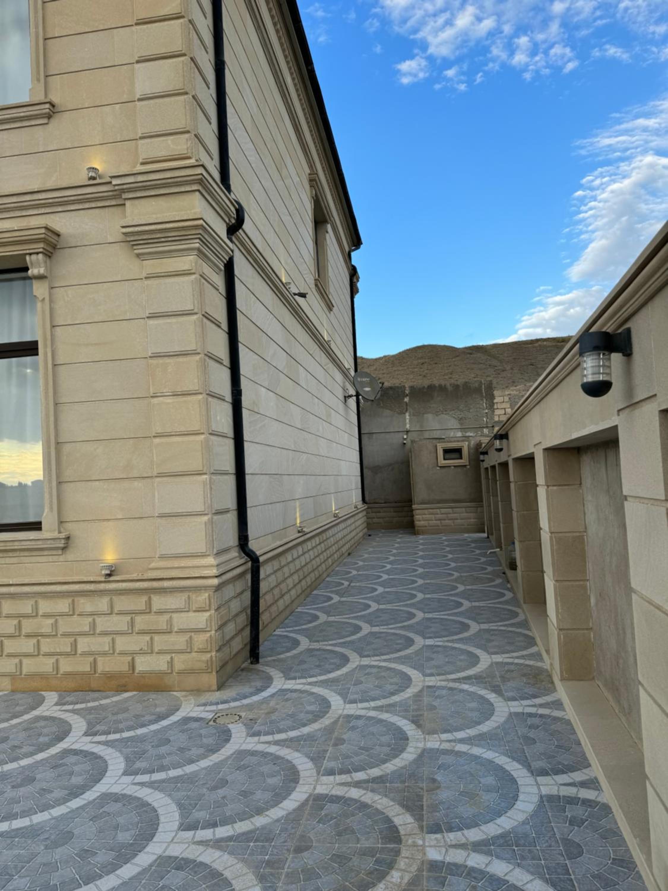 Novkhani Premium Villa-Lake View