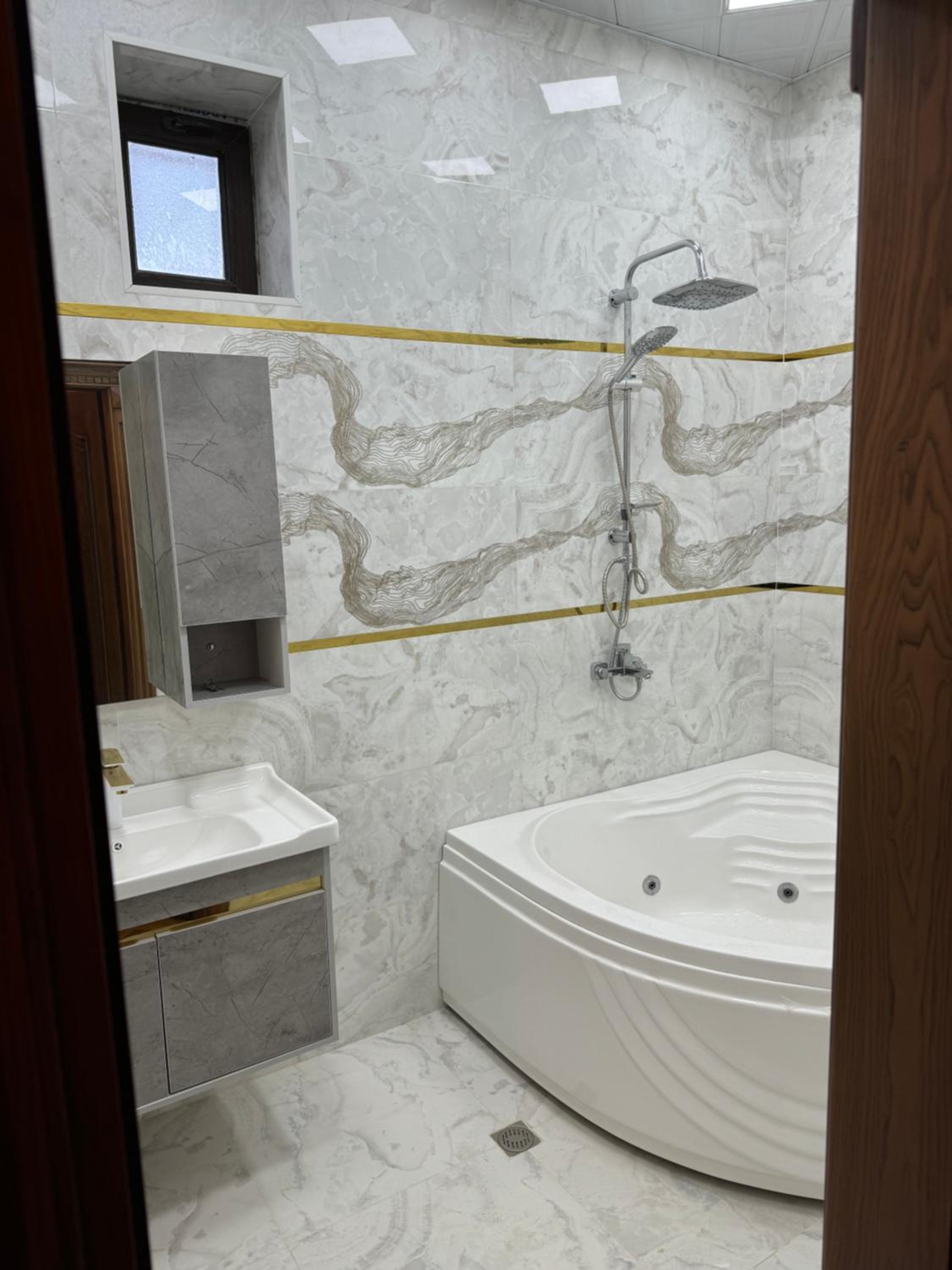 Novkhani Premium Villa-Lake View