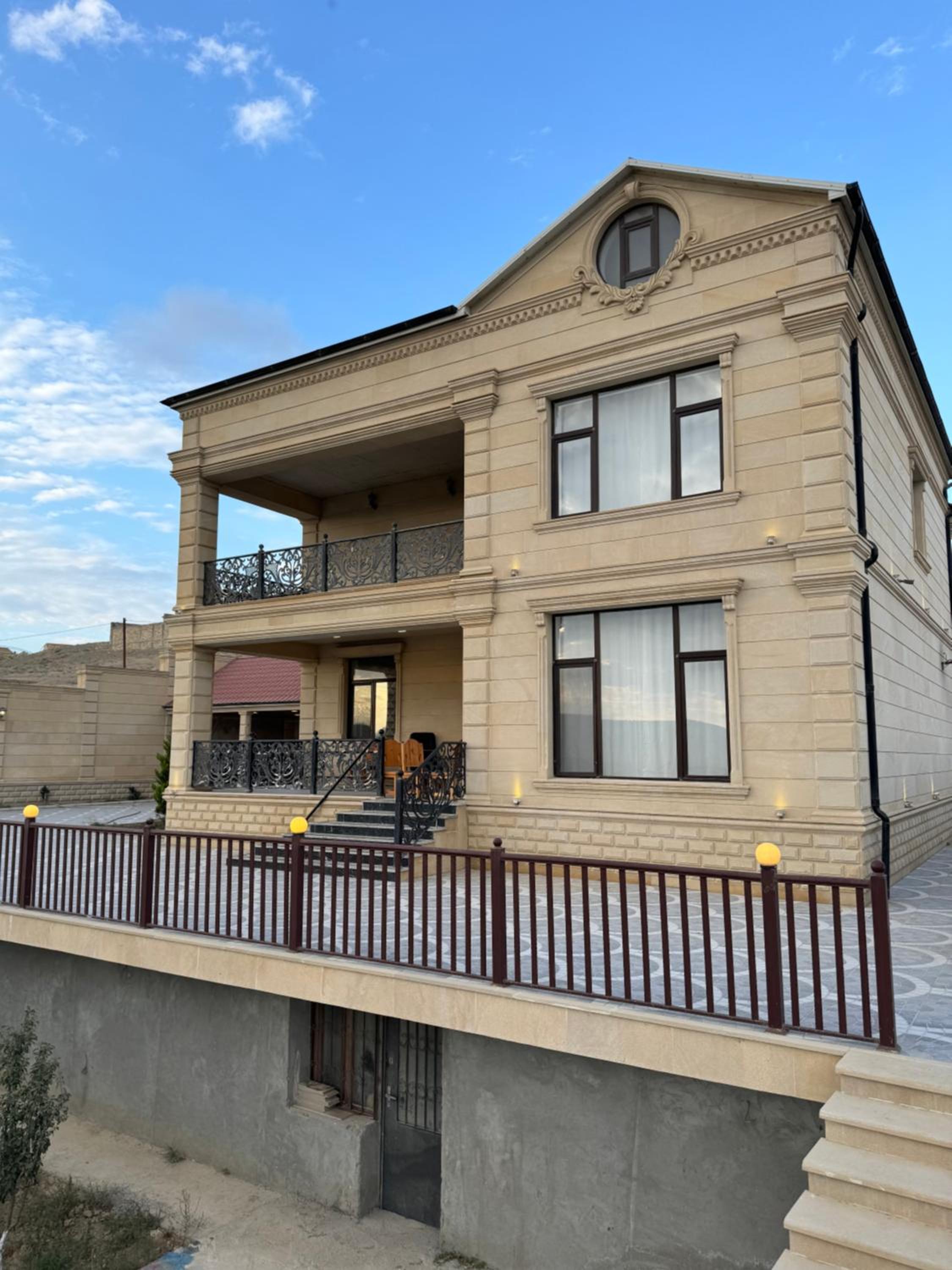 Novkhani Premium Villa-Lake View