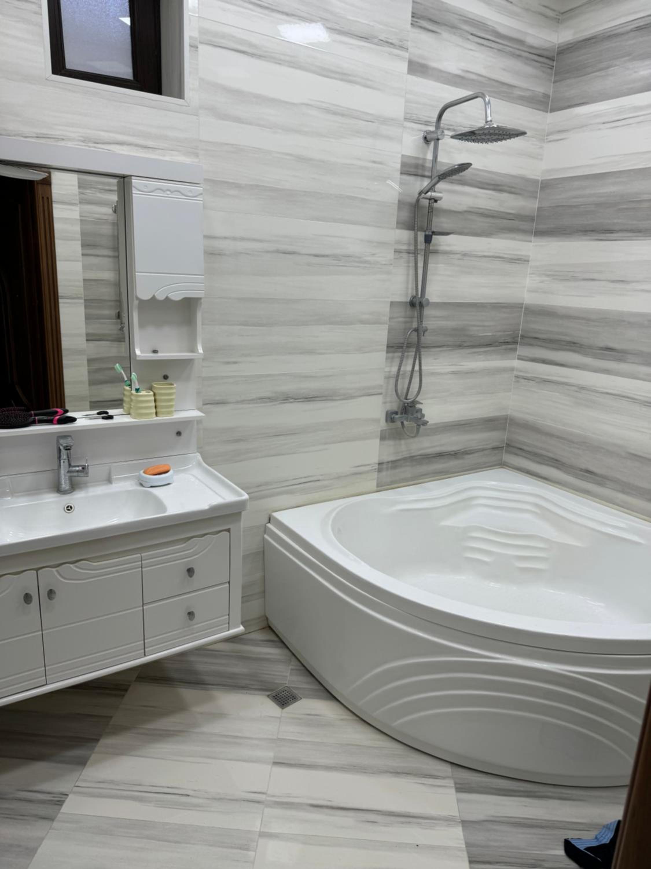 Novkhani Premium Villa-Lake View