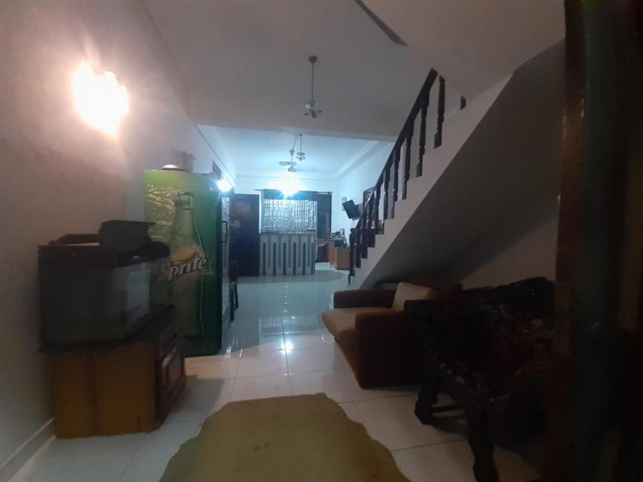 Sanhida Tourist INN Nugegoda