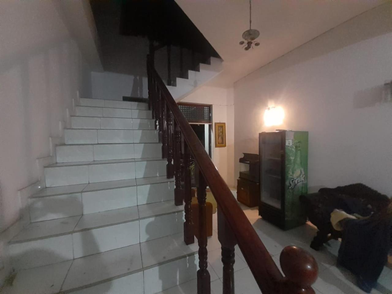 Sanhida Tourist INN Nugegoda