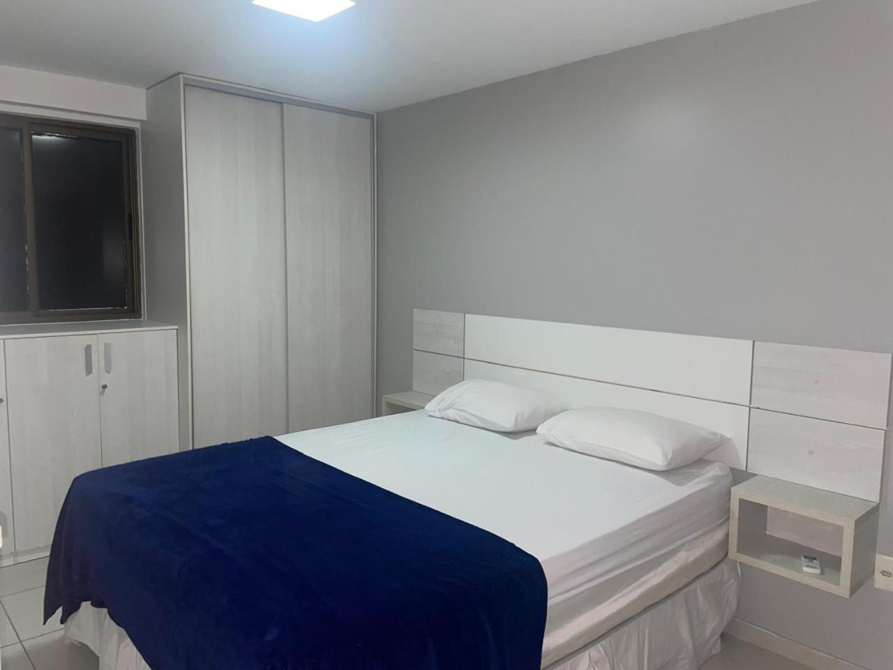 Apt 02 quartos em Ponta Verde