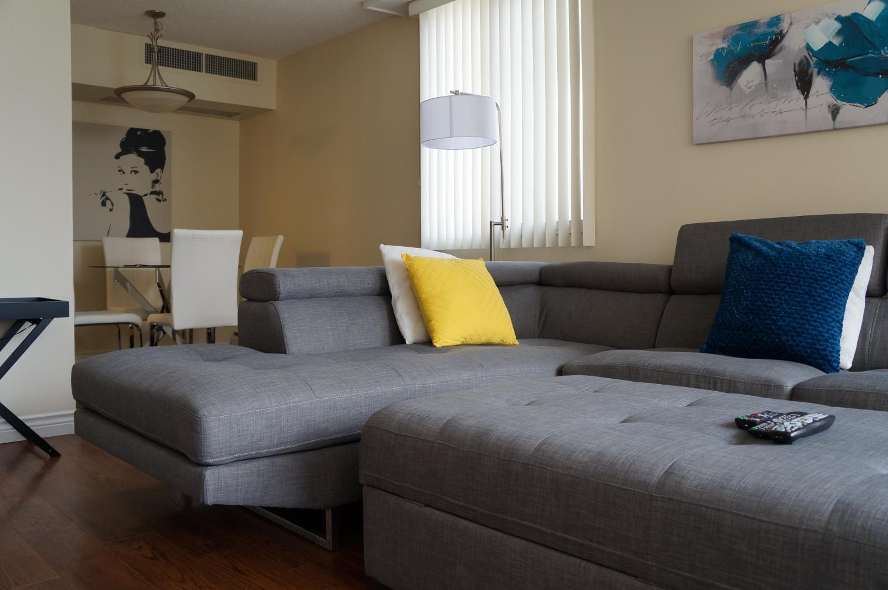 Luxury Corporate Housing: Furnished 2BR Townhouse