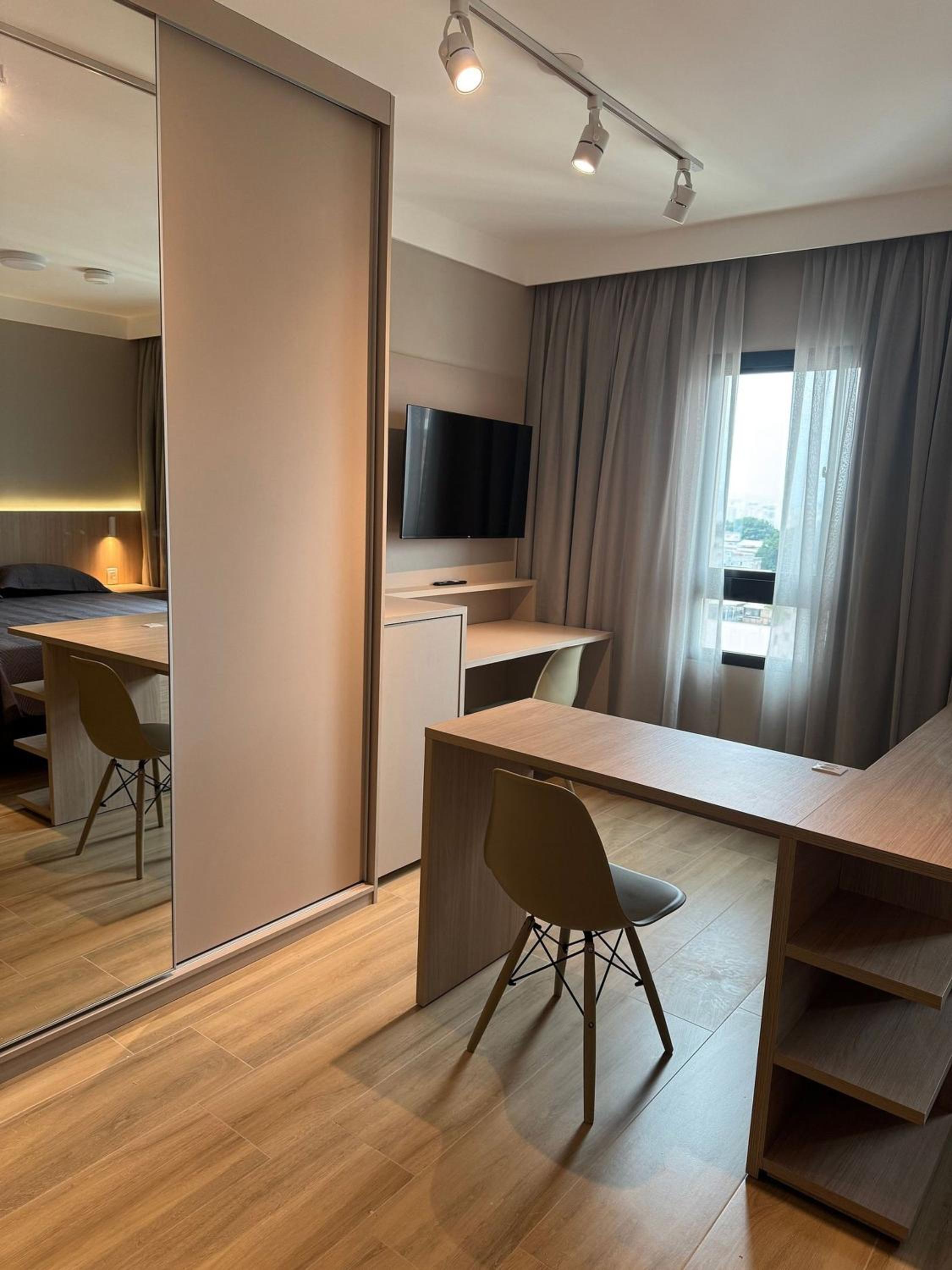 Flat bem localizado na região de Pinheiros!