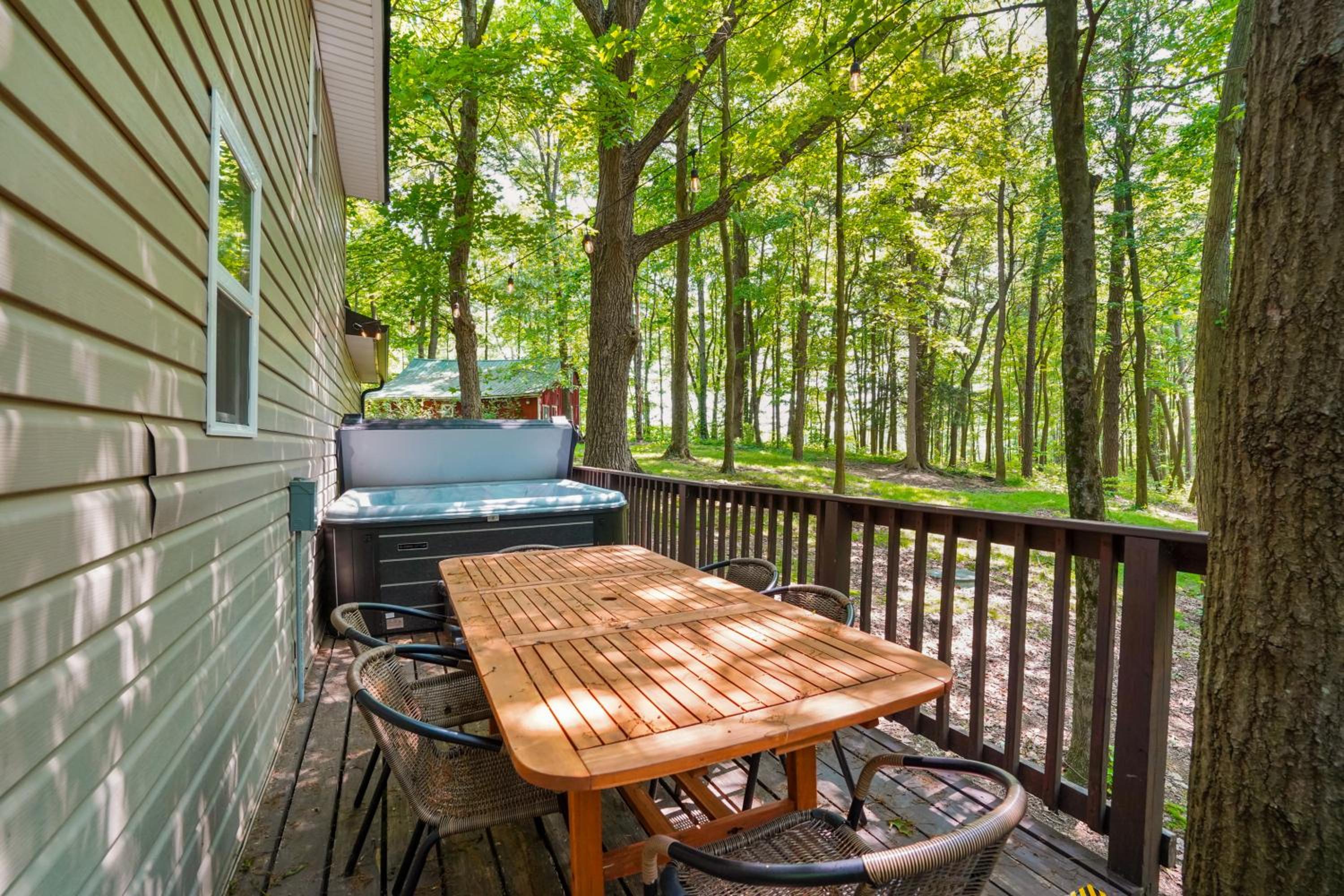 Pet Friendly4mi Rock HouseGameRmStay Gives Back view 3