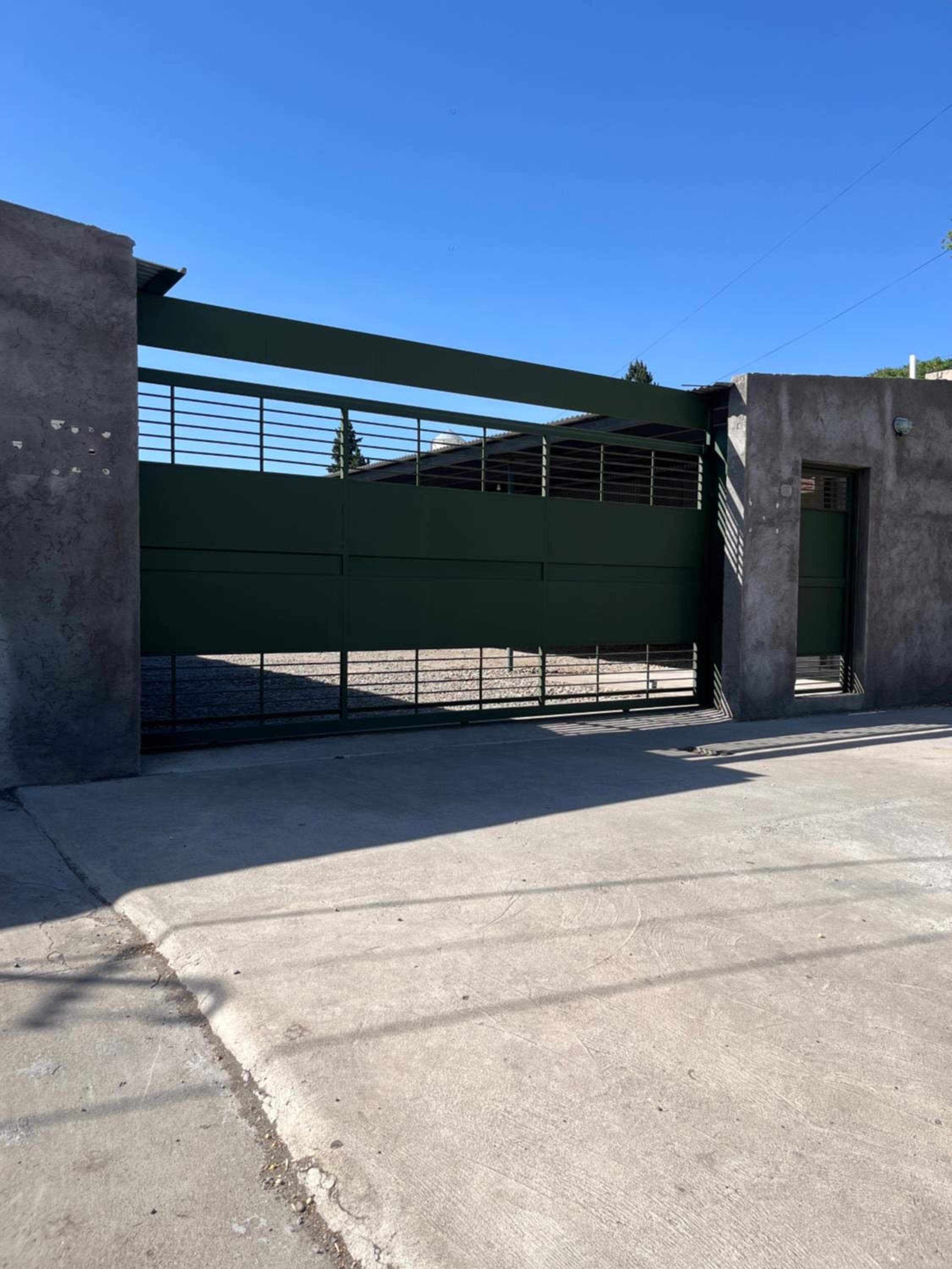 Departamento con servicio de cochera