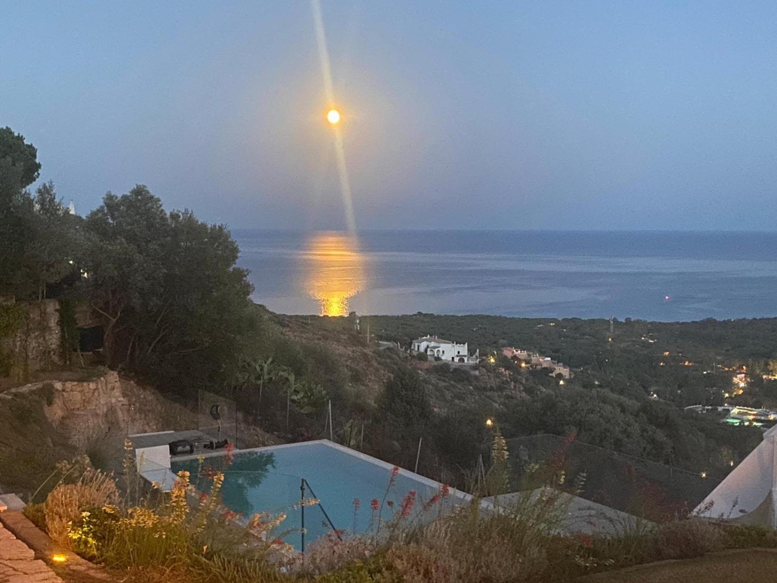 Villa with private pool, amazing sea panorama and private garden view 4