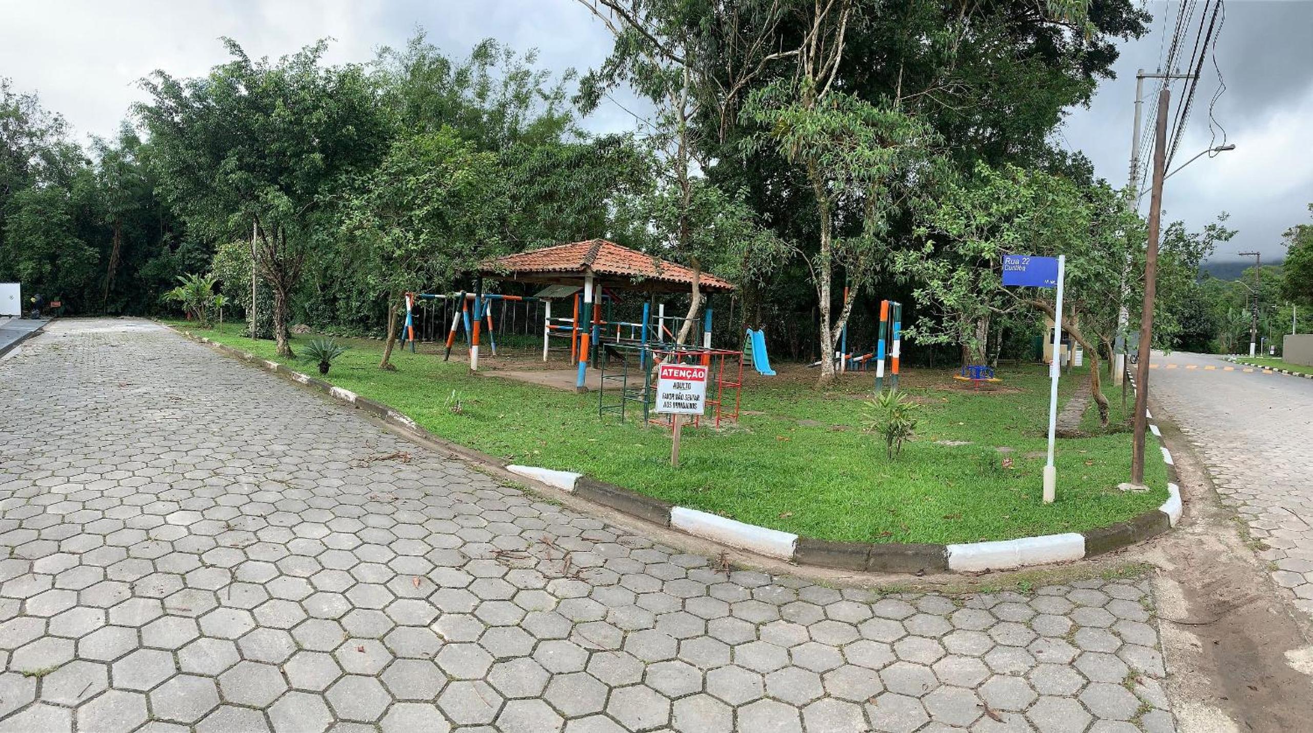 Piscina com Hidro,Ping Pong e sinuca em Cond