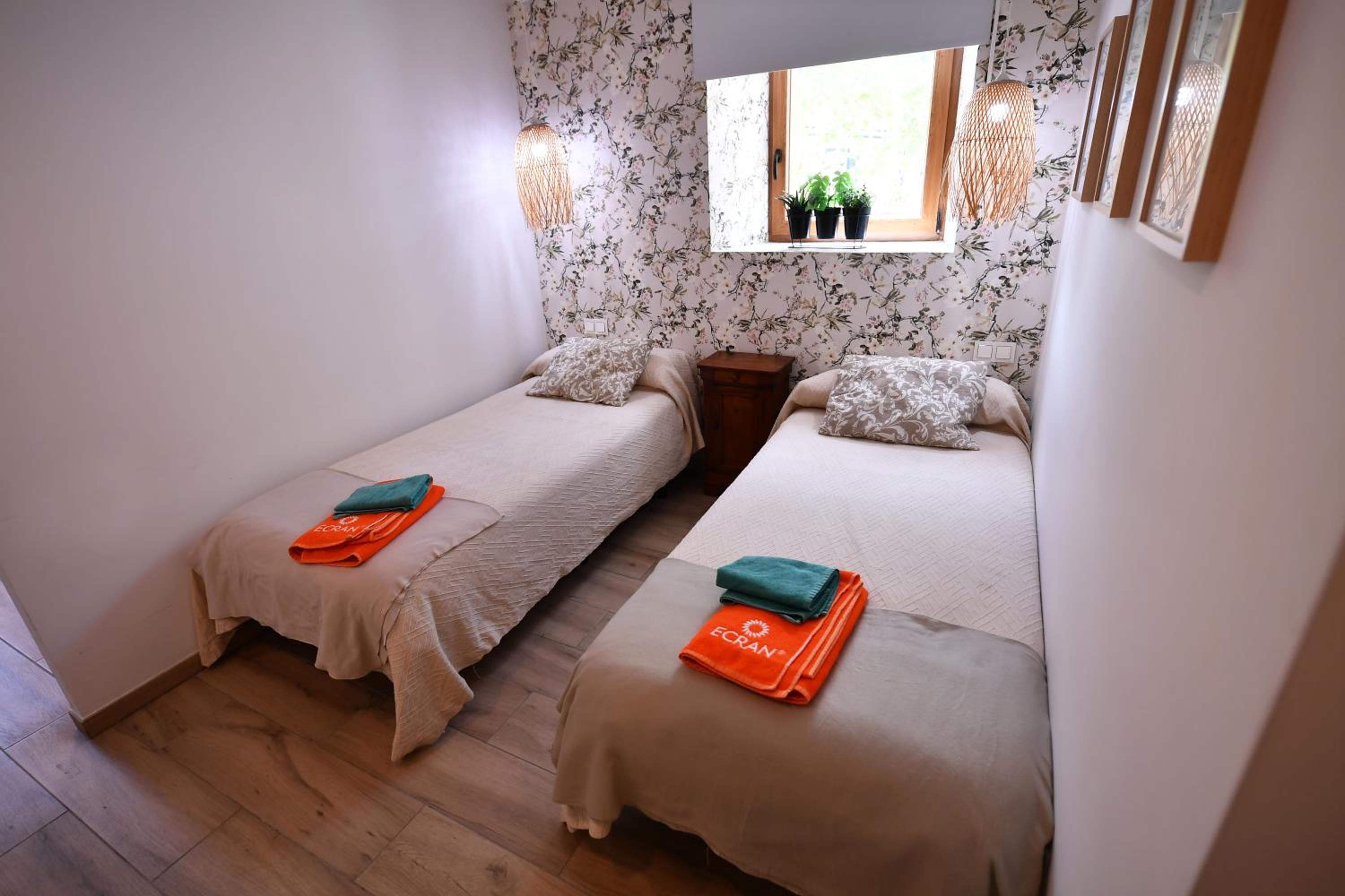 Casa karrikaburu, acogedores apartamentos rodeados de naturaleza
