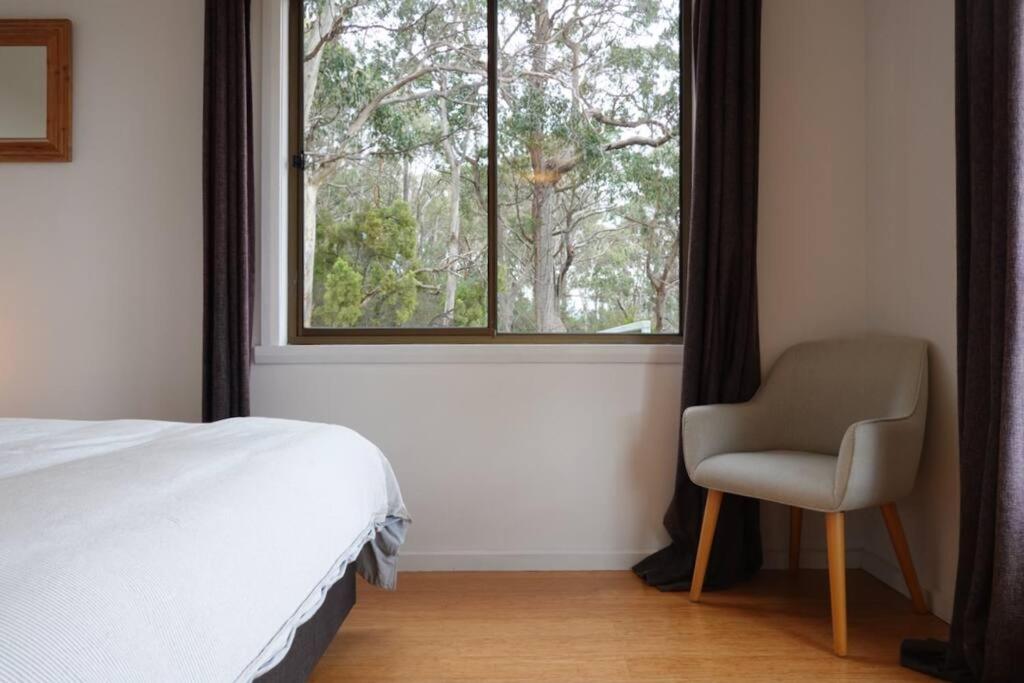 High View House - Views over Pirates Bay