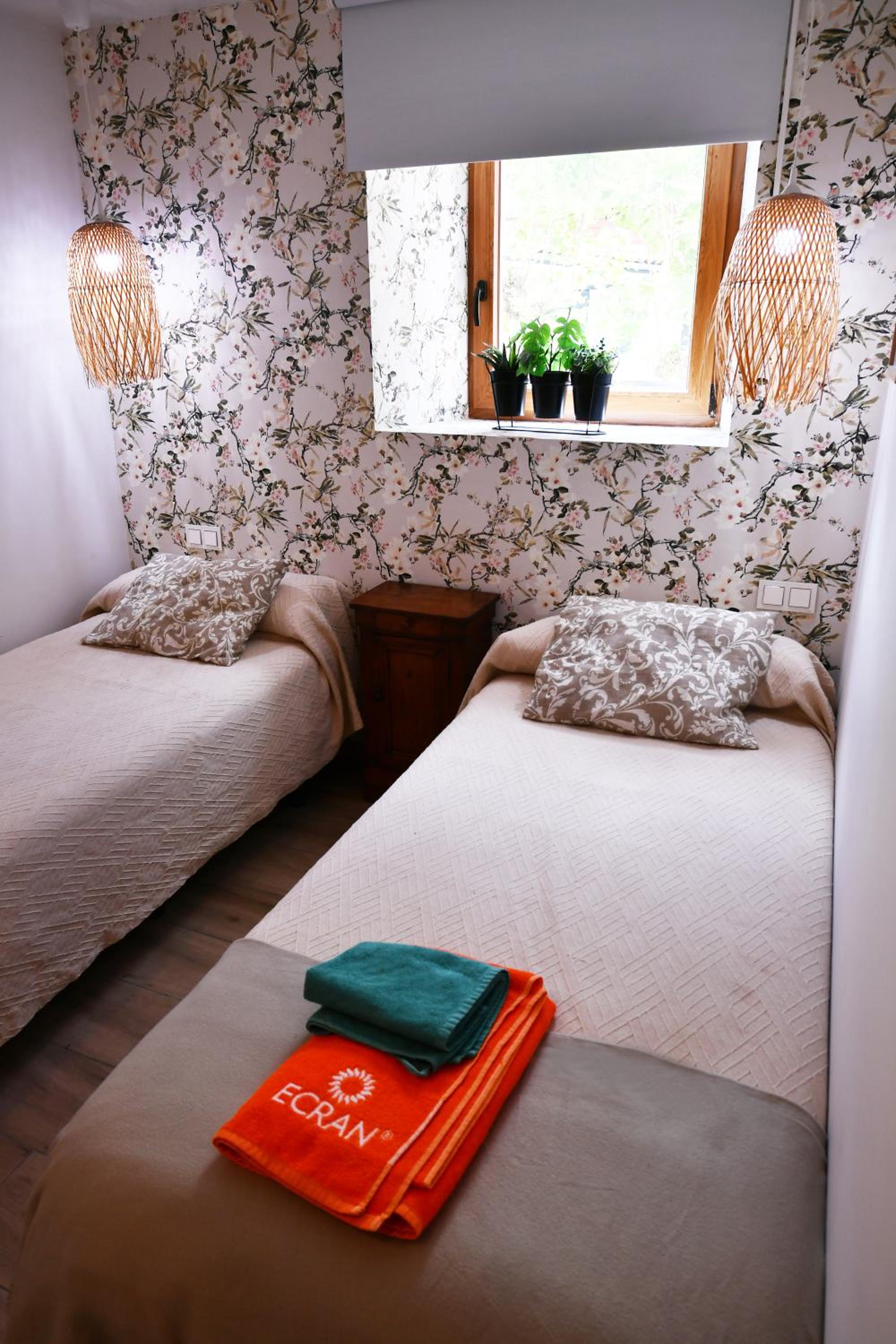 Casa karrikaburu, acogedores apartamentos rodeados de naturaleza
