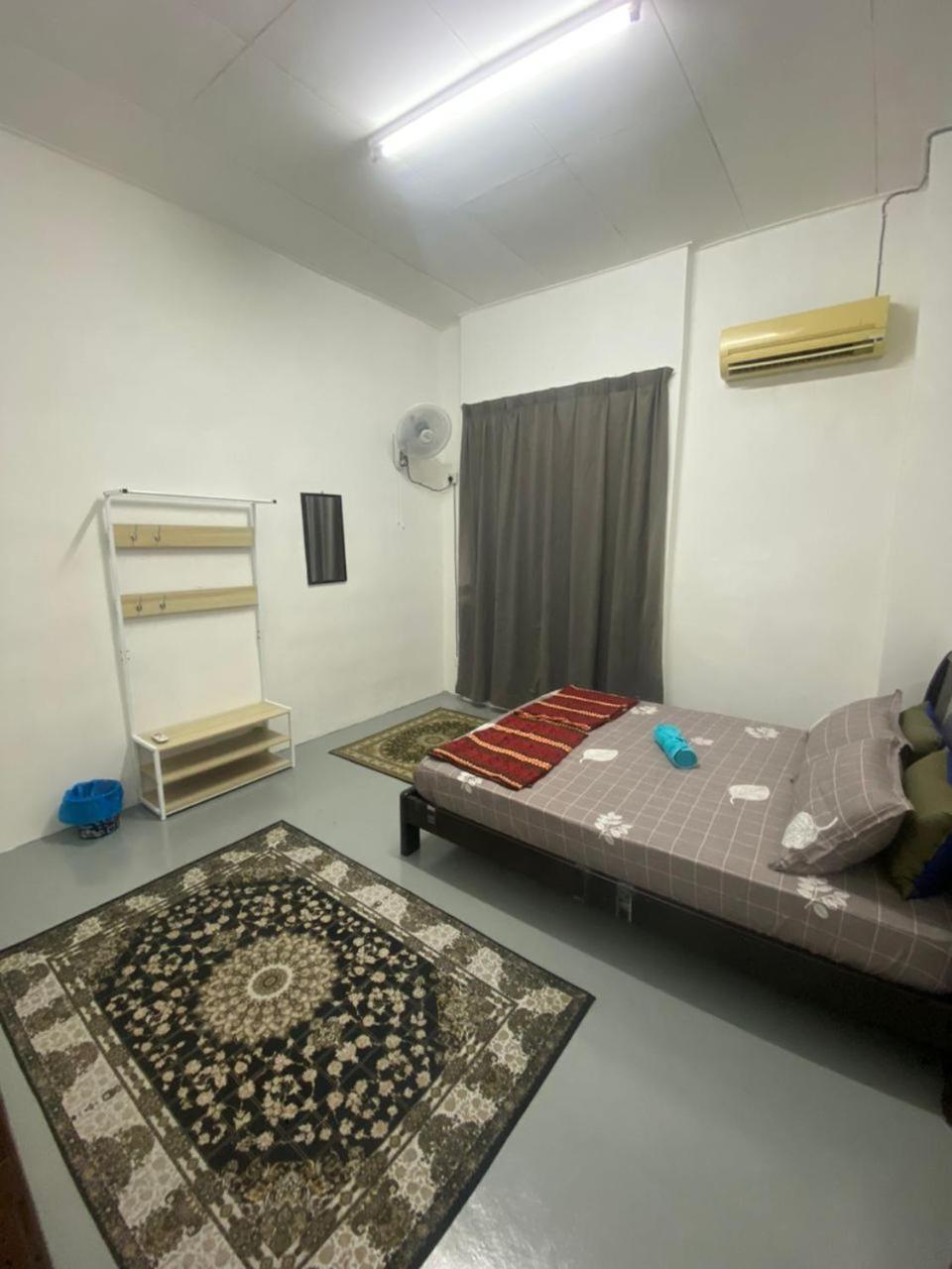 Cja Homestay Batu Kawan photo 2