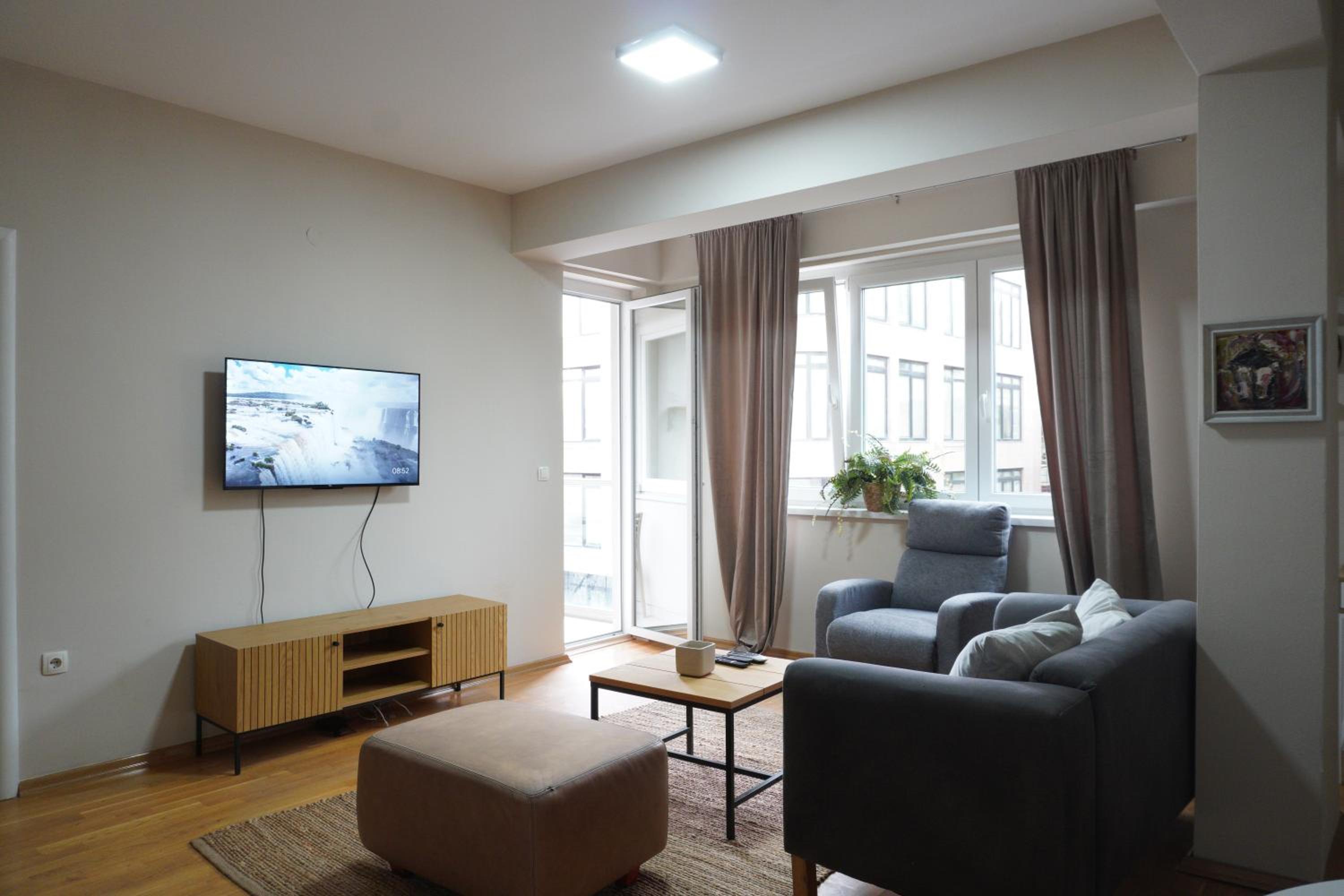 Parkside Apartment 1 view 4