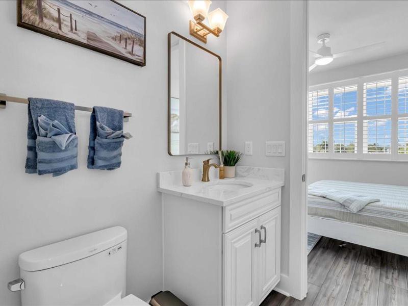 Bayview Pointe - Luxury home with heated pool! Near Anna Maria isle!