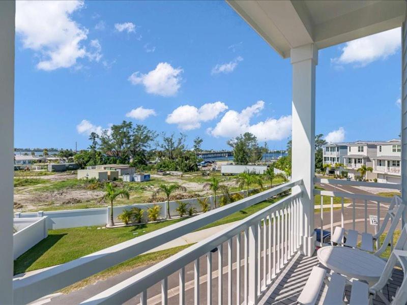 Bayview Pointe - Luxury home with heated pool! Near Anna Maria isle!