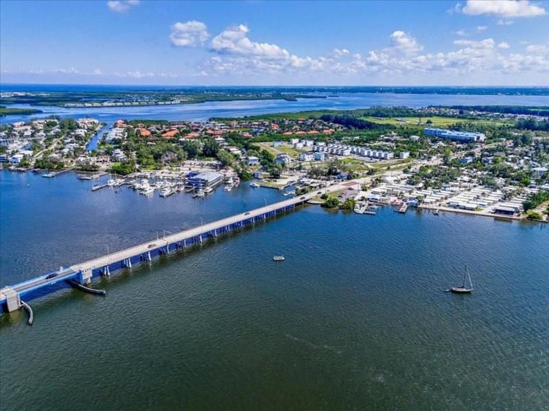 Bayview Pointe - Luxury home with heated pool! Near Anna Maria isle!