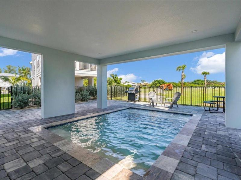 Bayview Pointe - Luxury home with heated pool! Near Anna Maria isle!