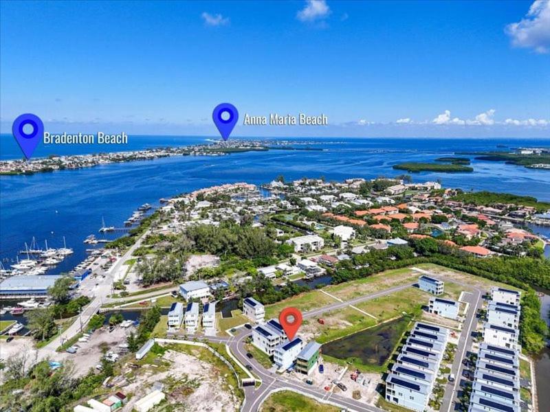 Bayview Pointe - Luxury home with heated pool! Near Anna Maria isle!