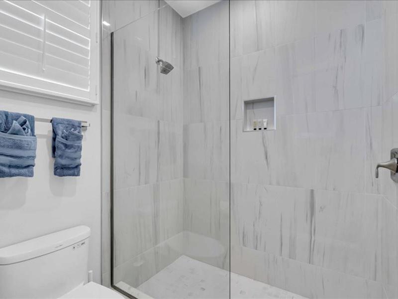 Bayview Pointe - Luxury home with heated pool! Near Anna Maria isle!