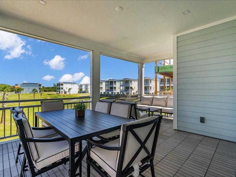 Bayview Pointe - Luxury home with heated pool! Near Anna Maria isle!