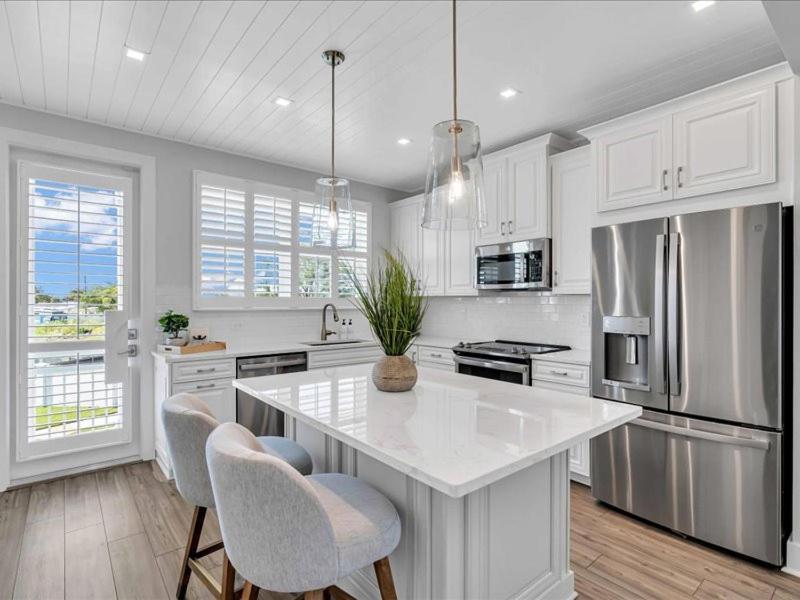 Bayview Pointe - Luxury home with heated pool! Near Anna Maria isle!