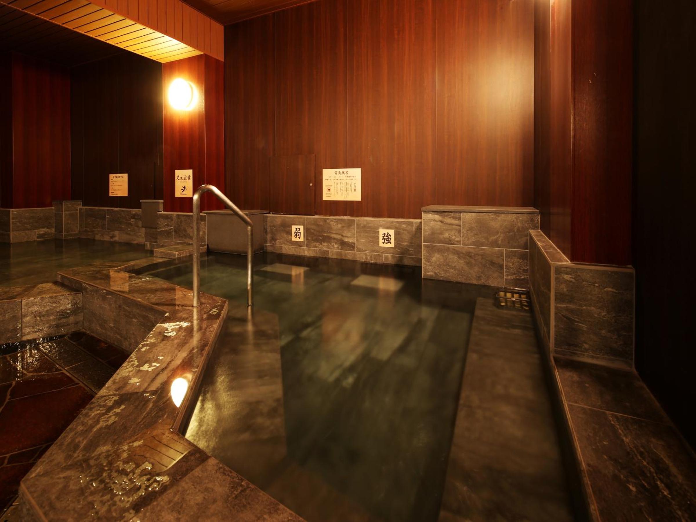Photo 8