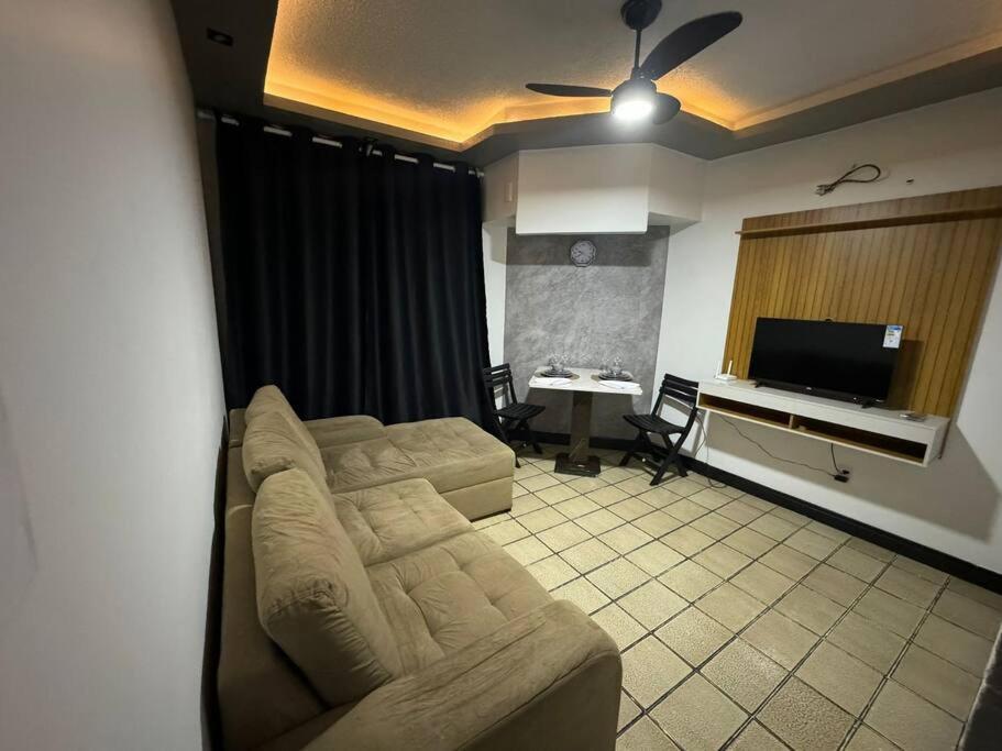 Apartamento QuartoSala Armação