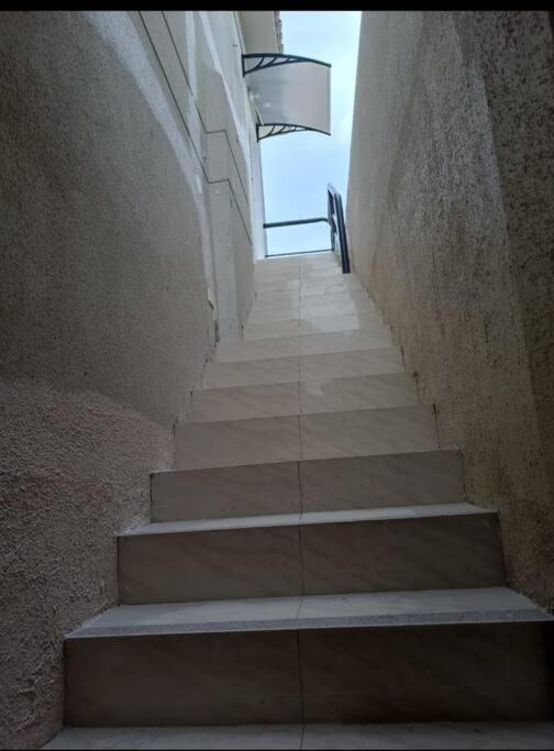 Departamento residencial,comodo frente a Pto Azul