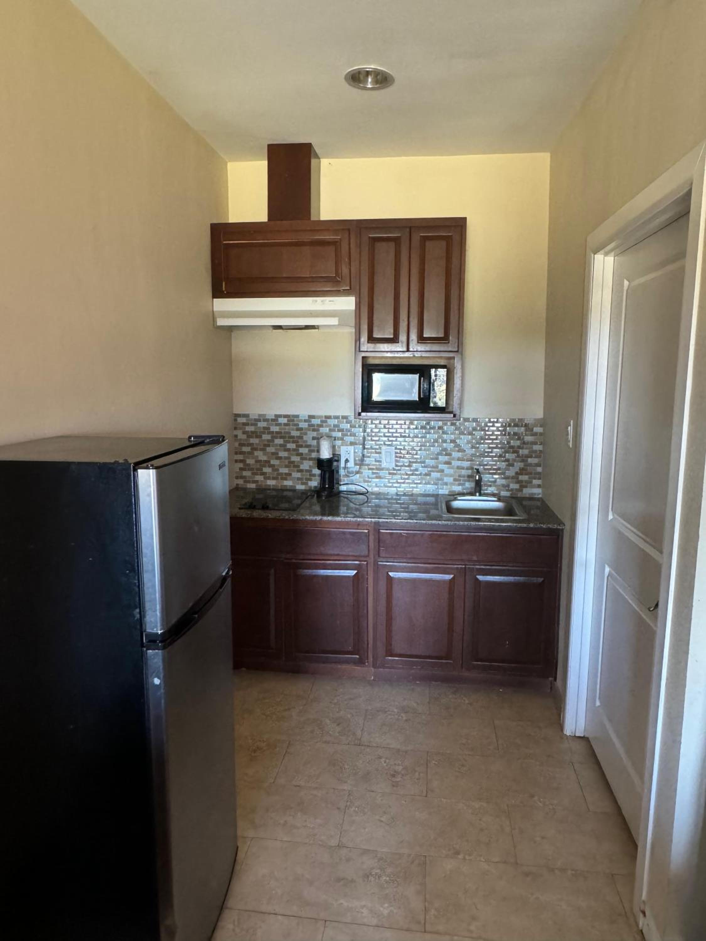 Westwood Inn Extended Stay Gonzales TX view 2