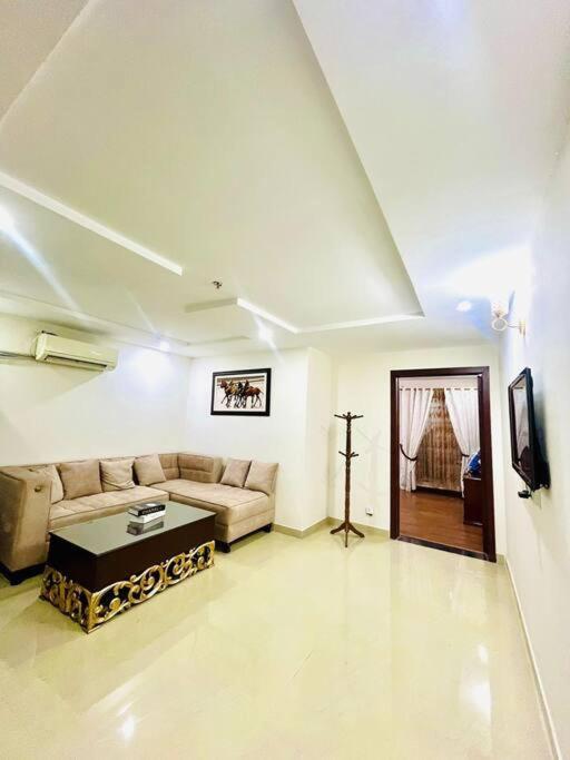 Homely Escape view 5