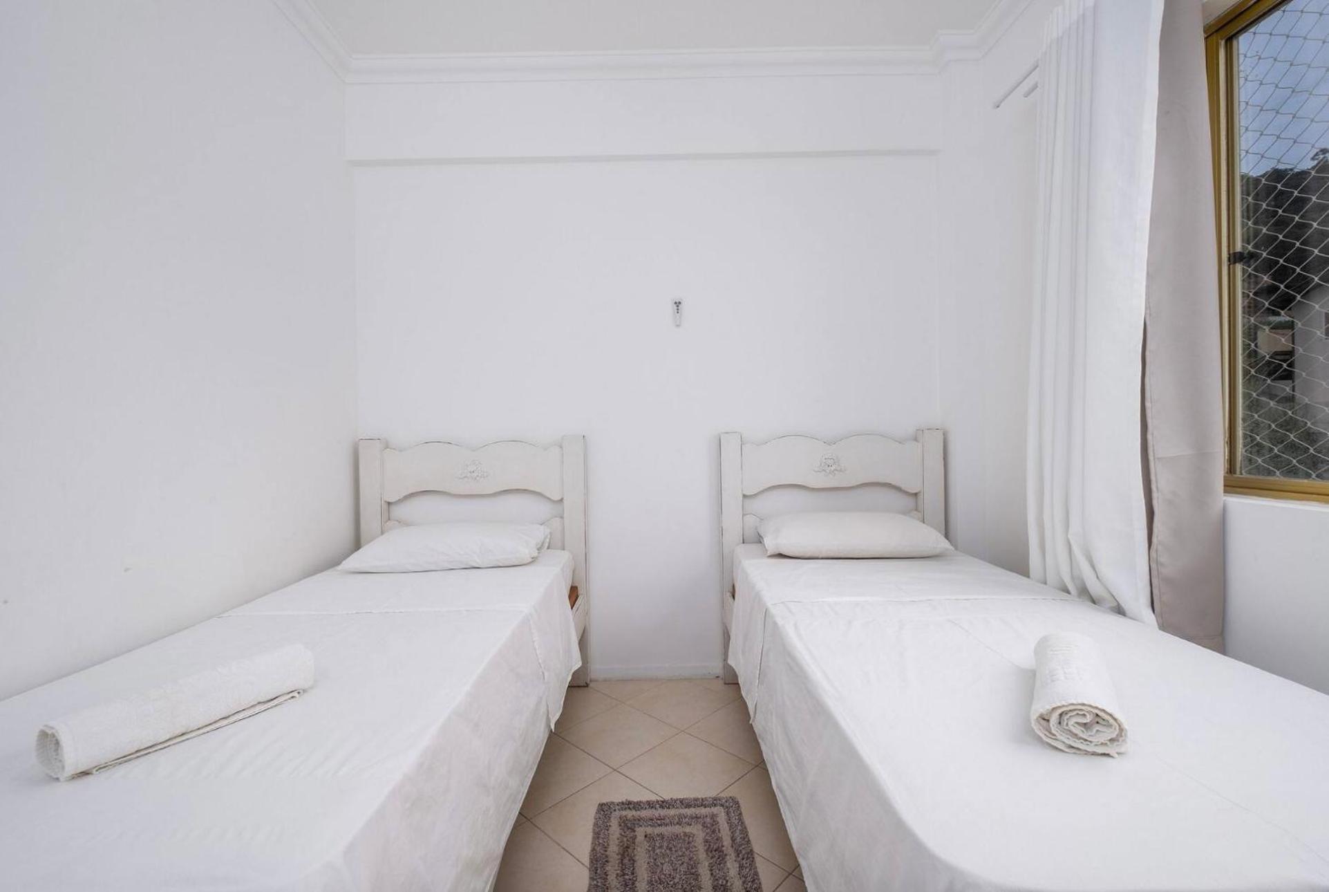 Apartamento 2D Frente Mar Jurerê