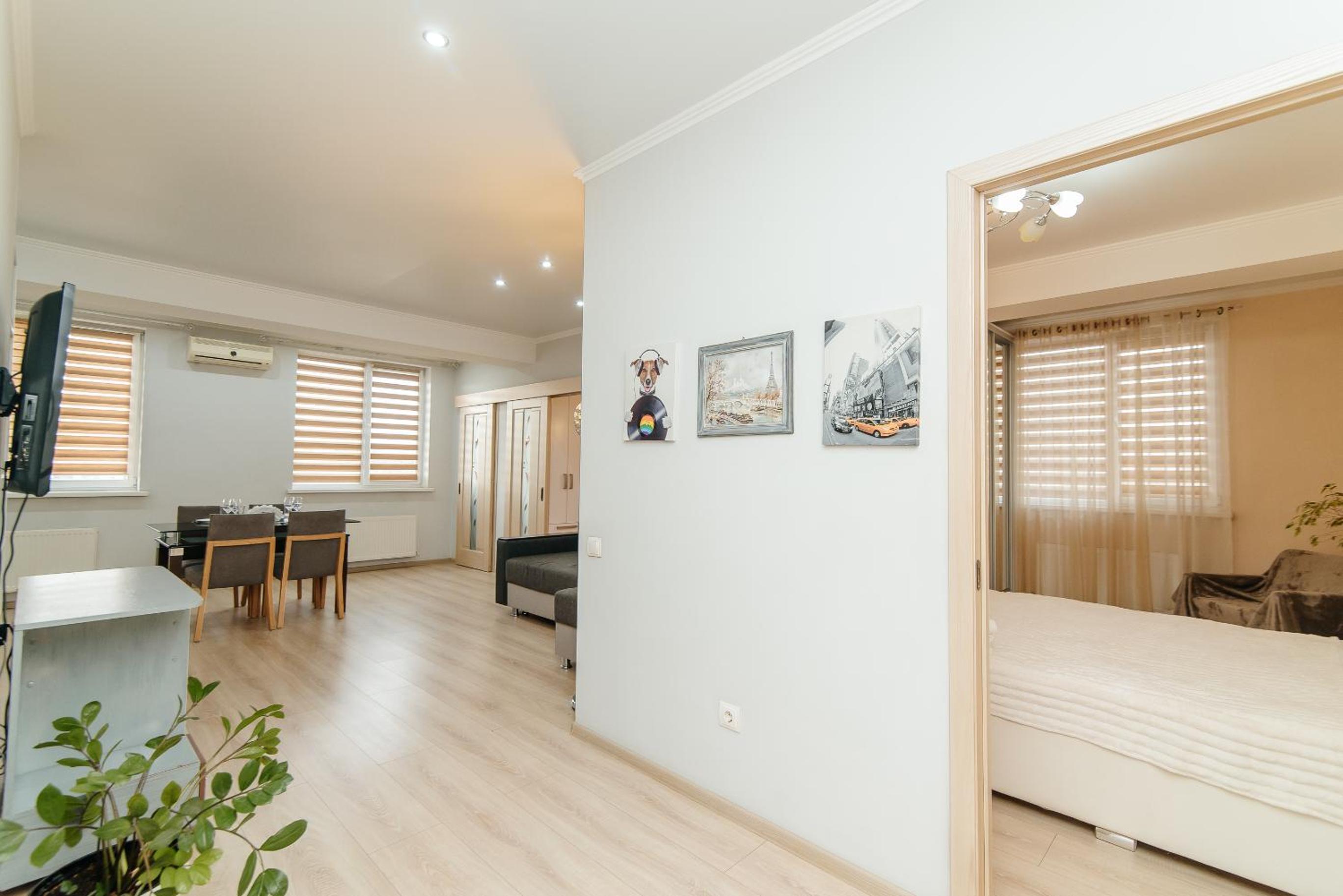 LuxRent centr family apartments