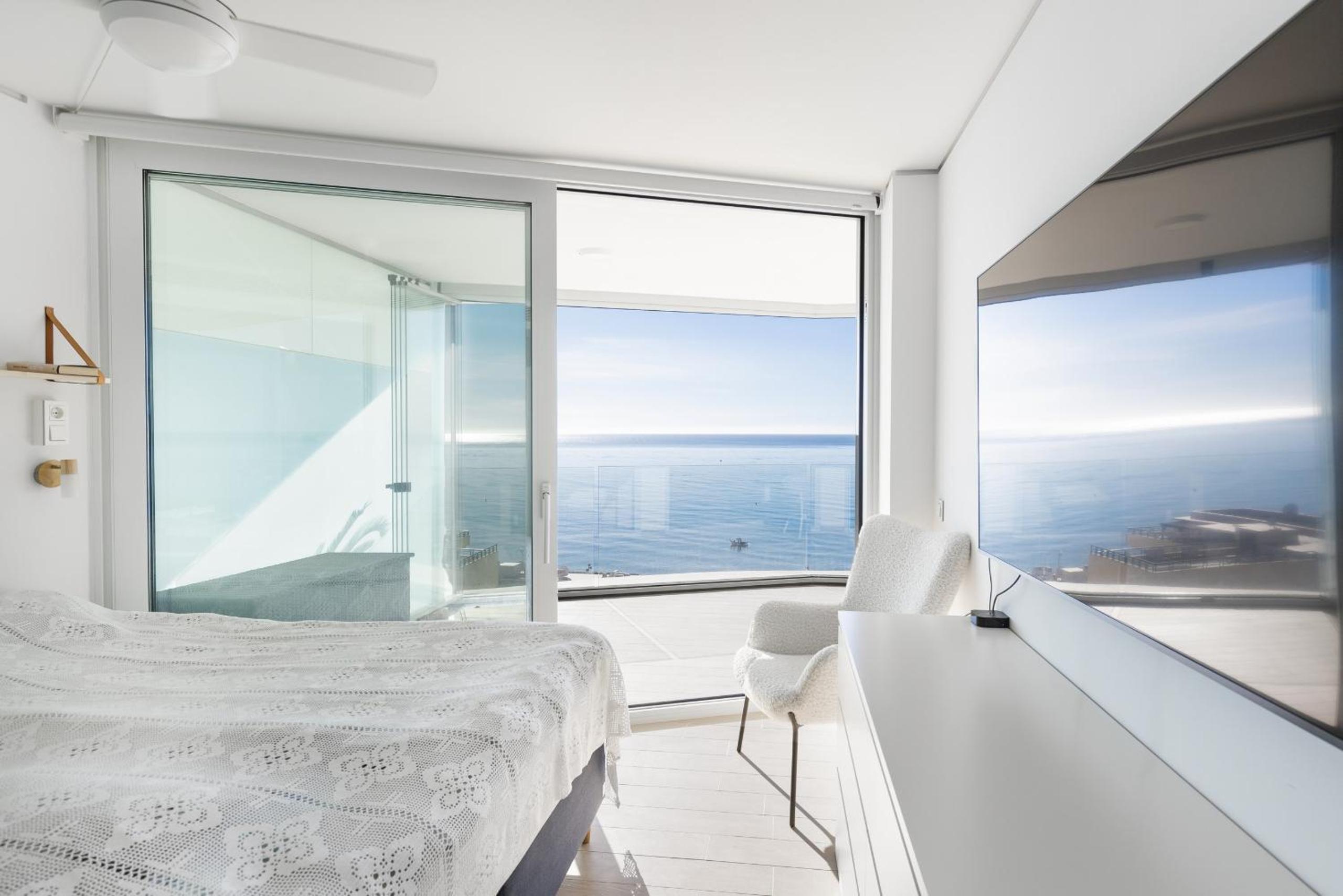 Stunning Seaside Apartment in Carvajal Beach