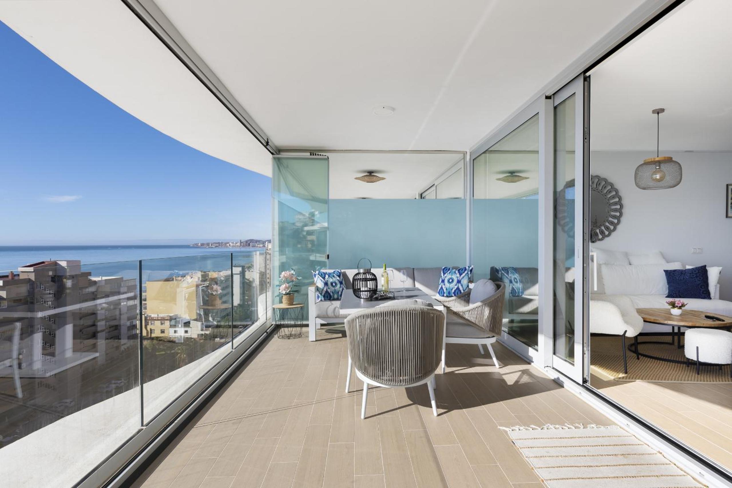 Stunning Seaside Apartment in Carvajal Beach