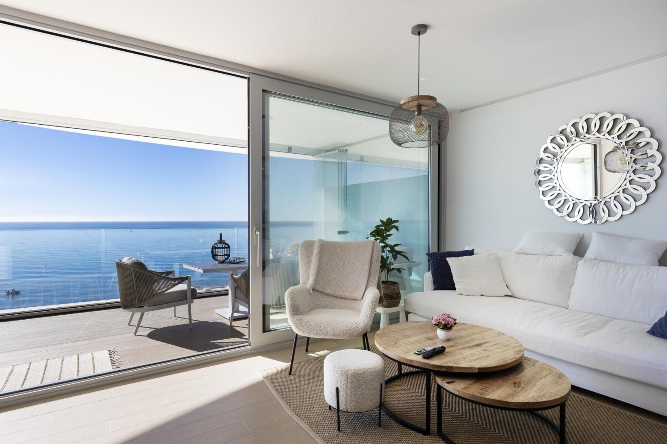 Stunning Seaside Apartment in Carvajal Beach