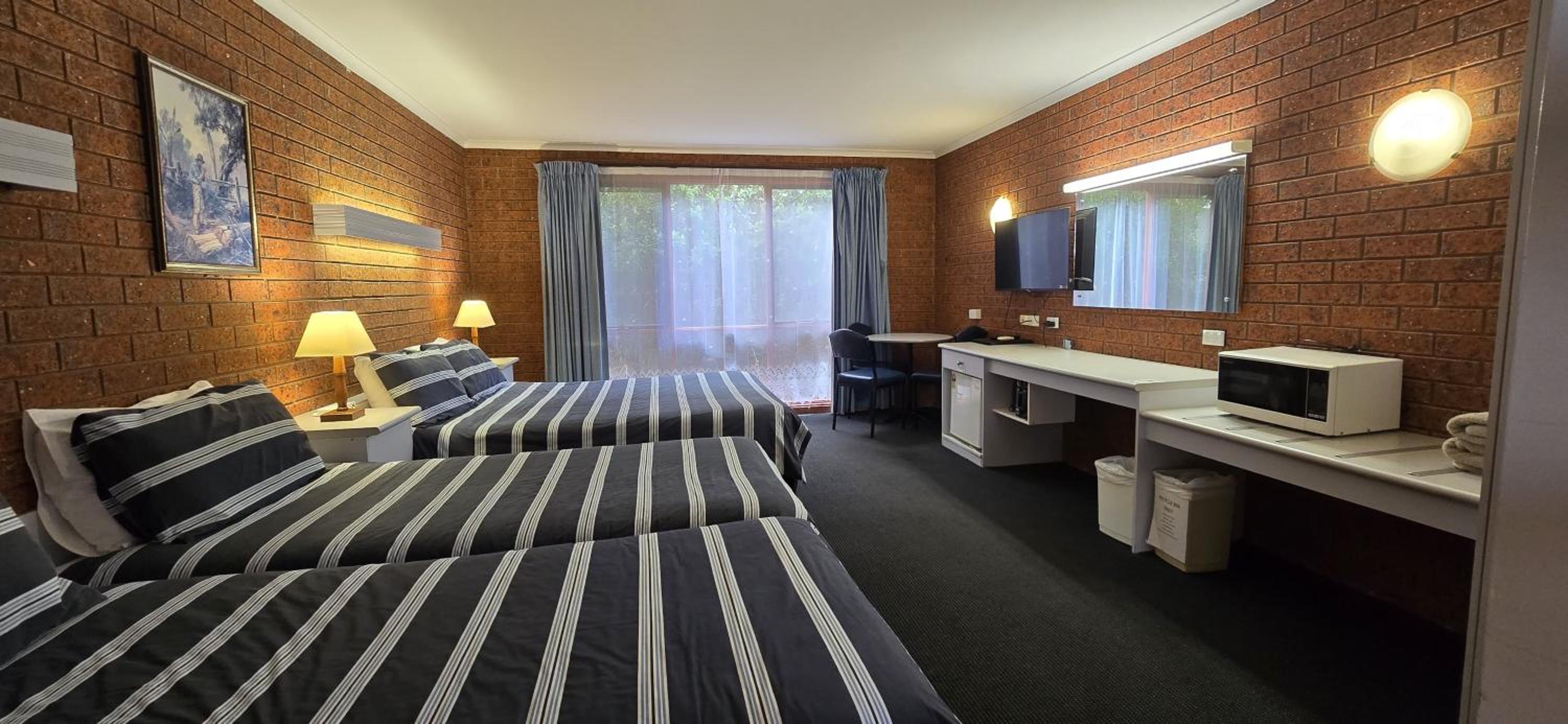 Whalers Rest Motor Inn