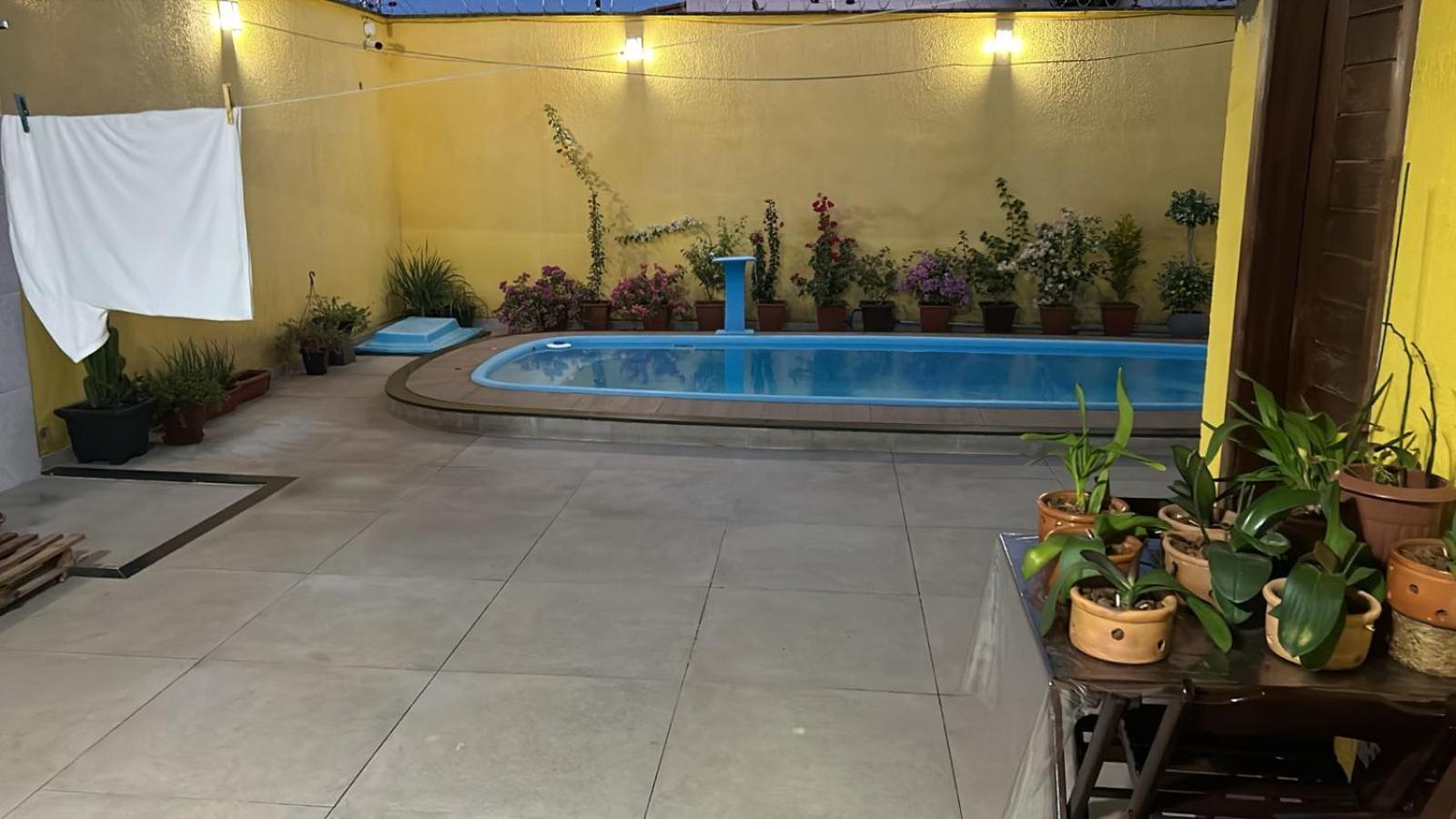 Mansão com piscina próximo do Aeroporto Rodoviária
