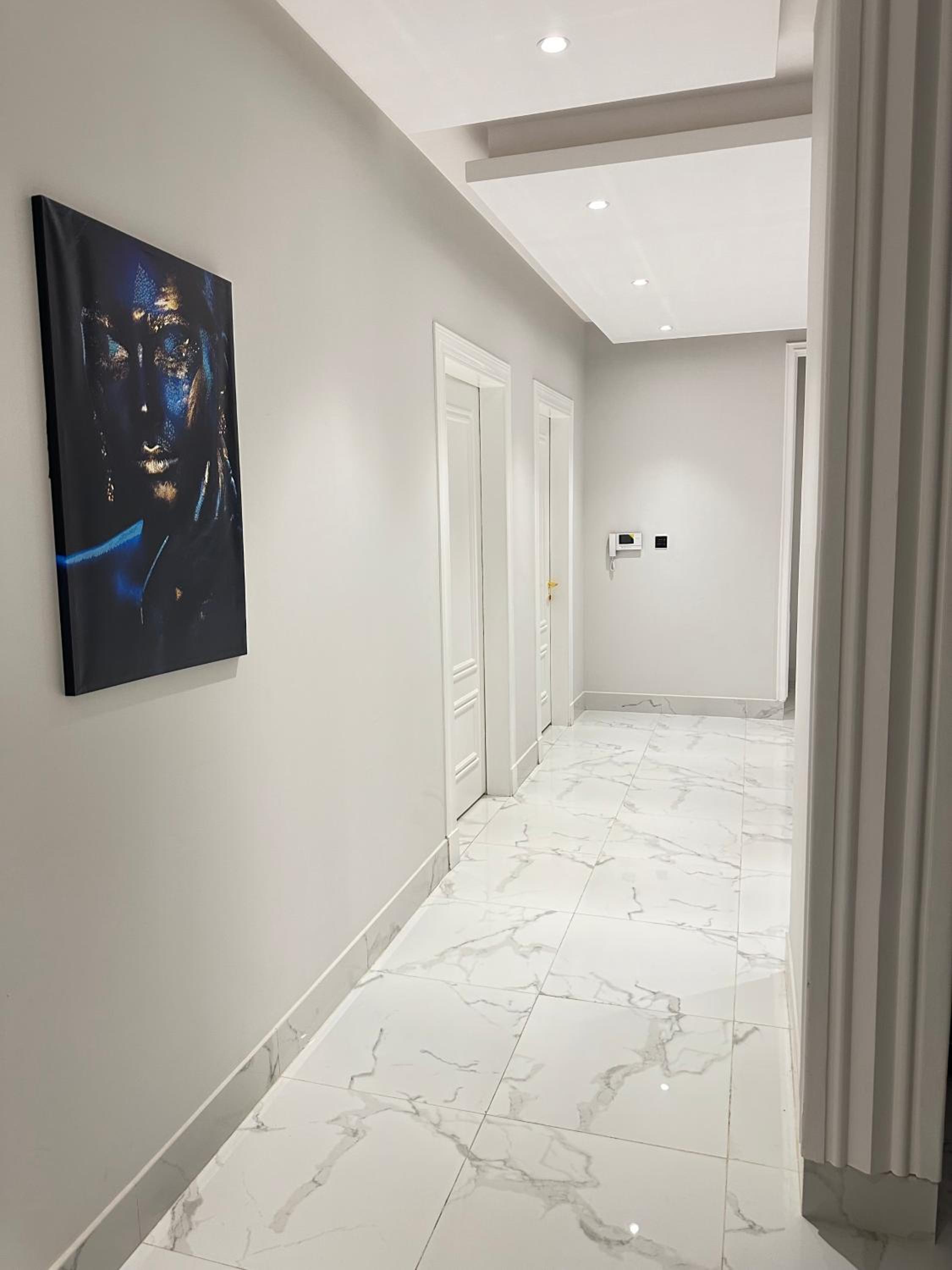 Almalqa Apartment