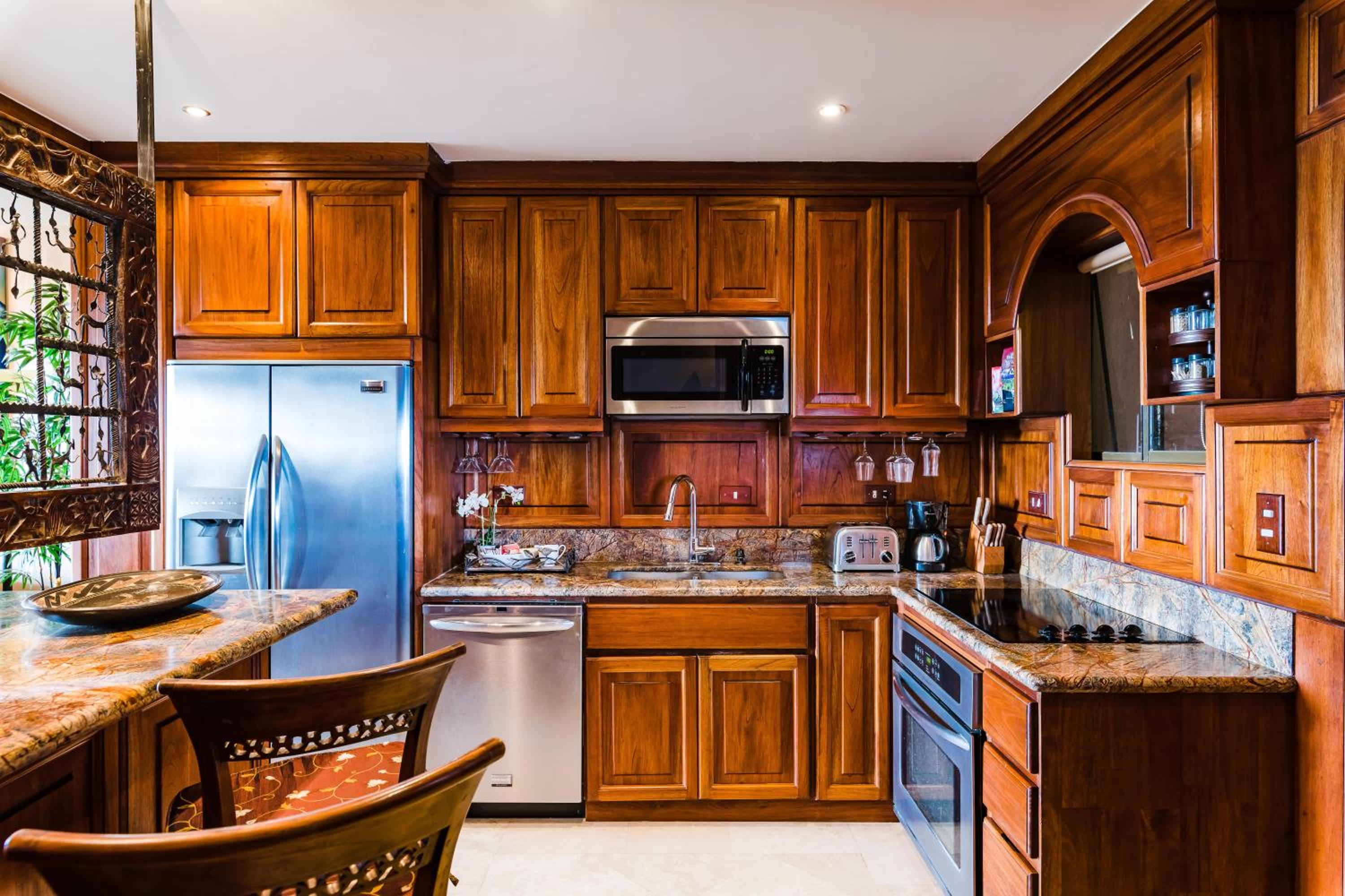 El Diria 302- 2 Bedroom Ocean View Condo