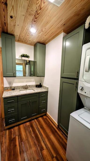 River Retreat Cabin - Living Water Farm view 4
