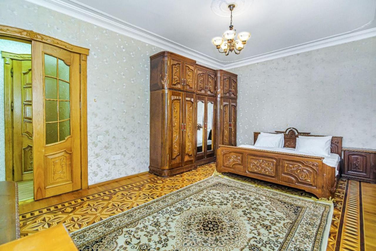 Apartment in Savetski
