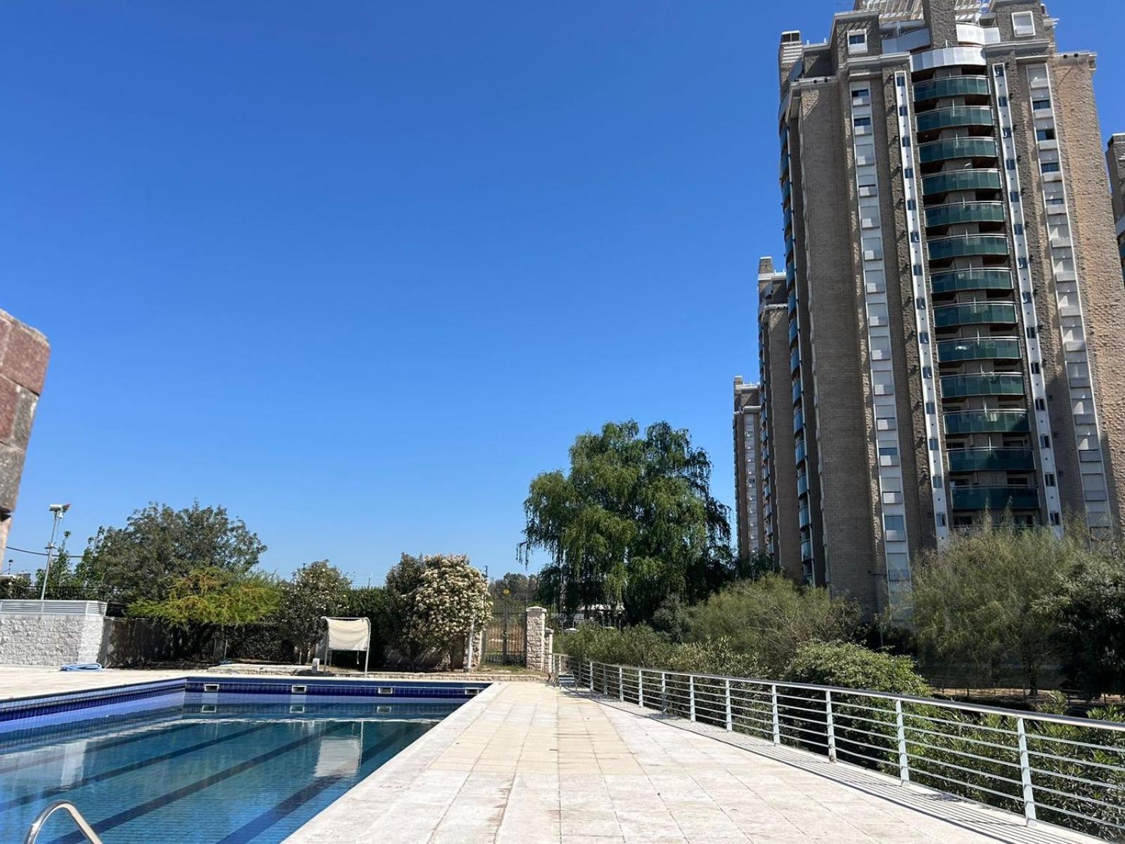 Excepcional departamento en Piso 18 en zona norte de Córdoba capital con una vista inigualable en barrio privado Alto Villa Sol