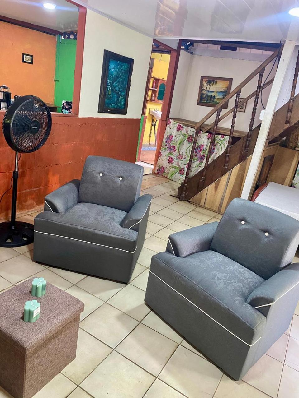 Bella casa rústica en Cocles, Puerto Viejo, Limón
